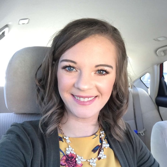 Meet your Posher, Chrissy - Picture 1 of 1